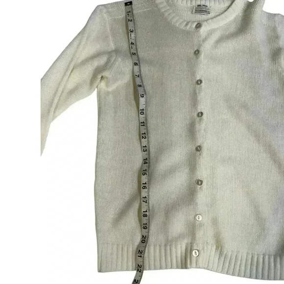 Vintage 100% Acrylic Button Down Cardigan Creamy Ivory Opaque Flat Buttons Sz 38 - Picture 11 of 12